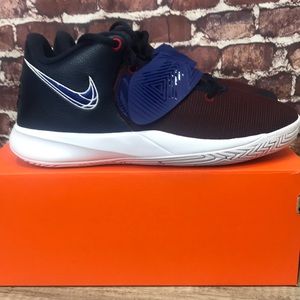 Kyrie Flytrap lll (GS) size 6.5